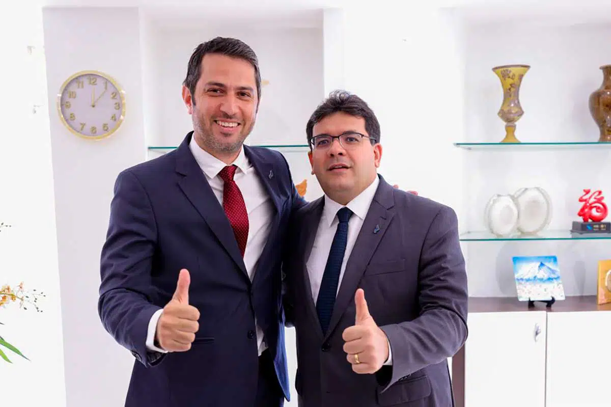 O anúncio da redução foi feito no Palácio de Karnak, após reunião com o presidente da Piauí Fomento, Feliphe Araújo