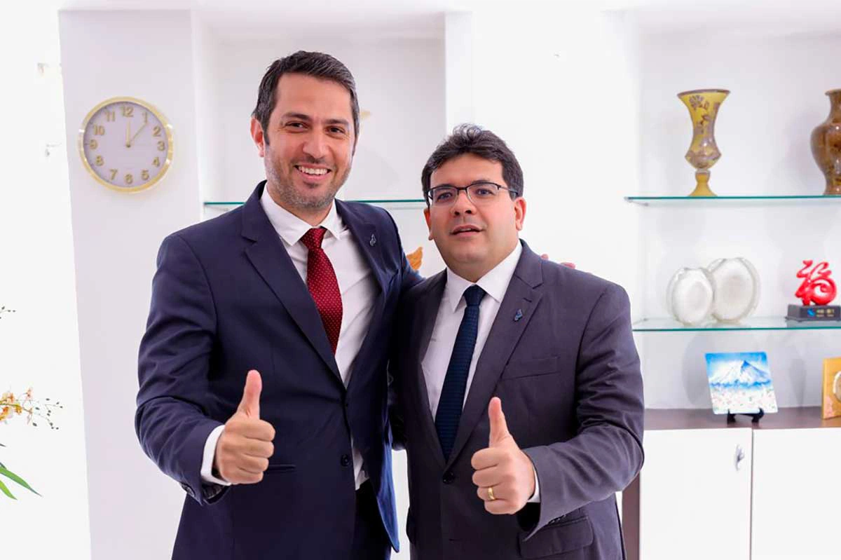 O anúncio da redução foi feito no Palácio de Karnak, após reunião com o presidente da Piauí Fomento, Feliphe Araújo