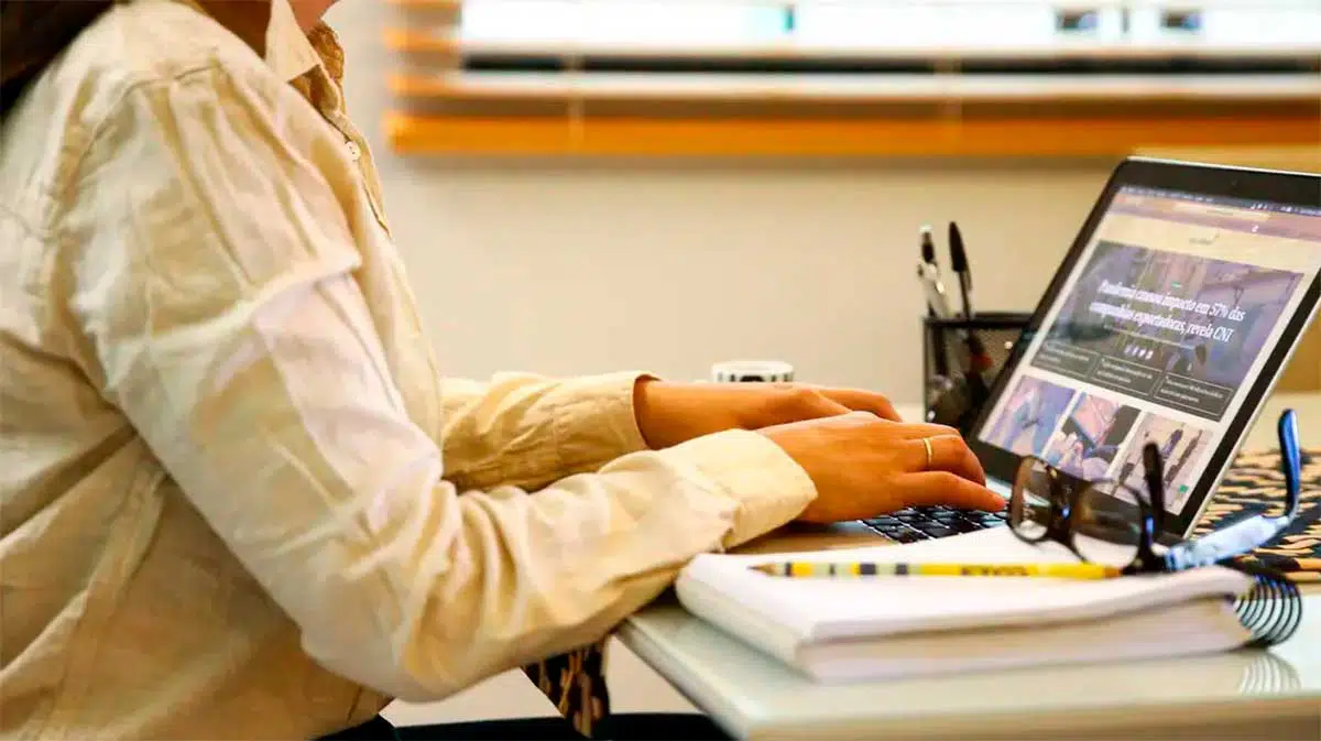 Pesquisa mostra que diferença salarial entre mulheres e homens caiu