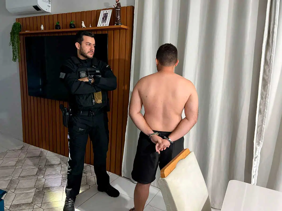As investigações apontaram para a existência de uma associação criminosa entre ex-funcionários e fornecedores de peças e serviços automotivos.