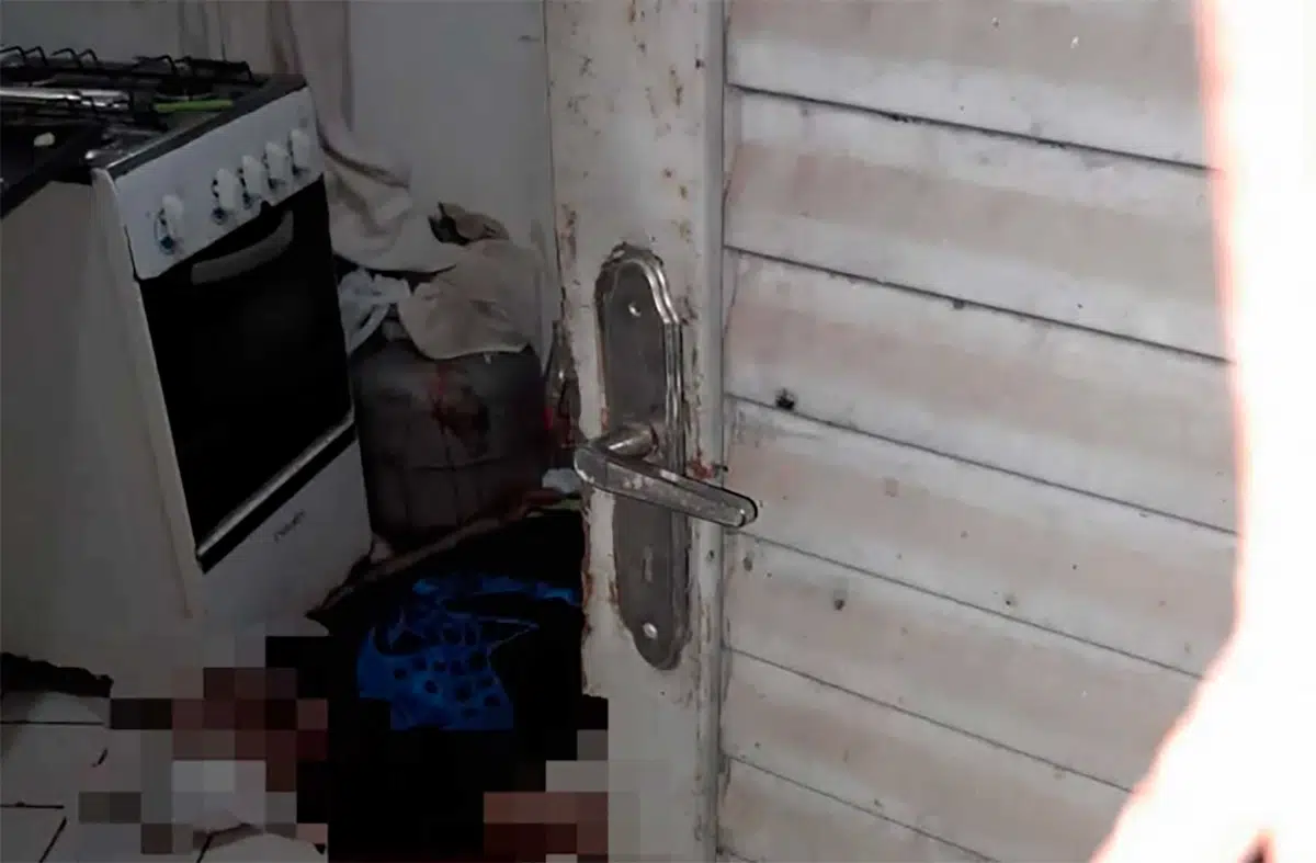 Indivíduo foi perseguido e morto dentro da cozinha da casa