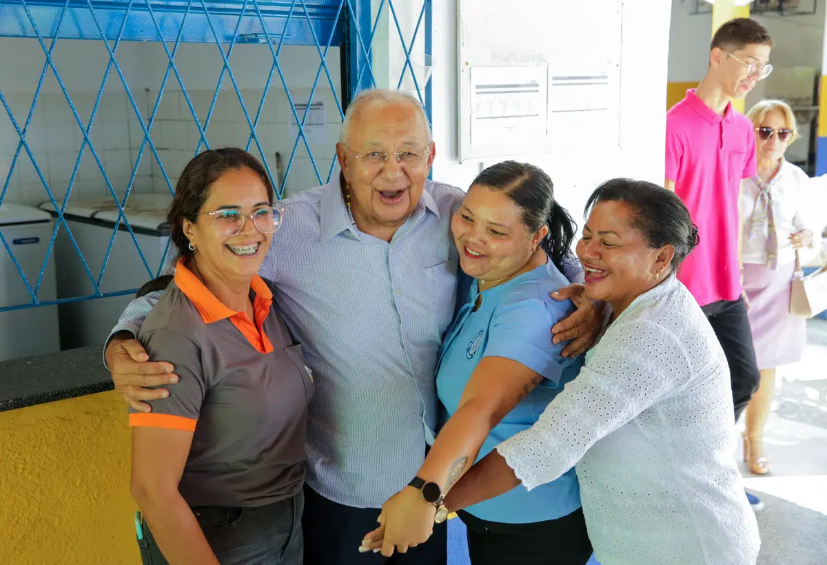O prefeito de Teresina, Dr. Pessoa, antecipou o pagamento do salário dos servidores municipais para esta quinta-feira (30), feriado de Corpus Christi.