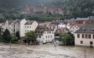Quatro pessoas morrem e milhares são afetados por enchentes na Alemanha