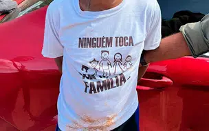 Suspeito de agredir filhos é preso vestindo camisa com frase sugestiva no Piauí