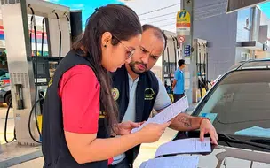 Procon autua postos de combustível por subir preço antes do aumento em THE