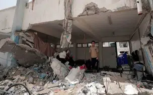 Bombardeio em escolas em Gaza deixa pelo menos 30 refugiados mortos