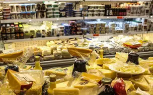 Vendas no comércio varejista caem 1,0% em junho, diz IBGE