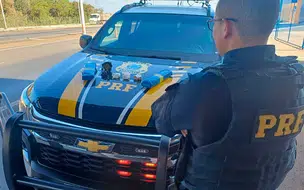 Homem abandona sobrinhos em carro e tenta fugir a pé durante abordagem da PRF PI