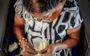 Brasil tem 161 mil pessoas vivendo em asilos e 14 mil em orfanatos diz IBGE