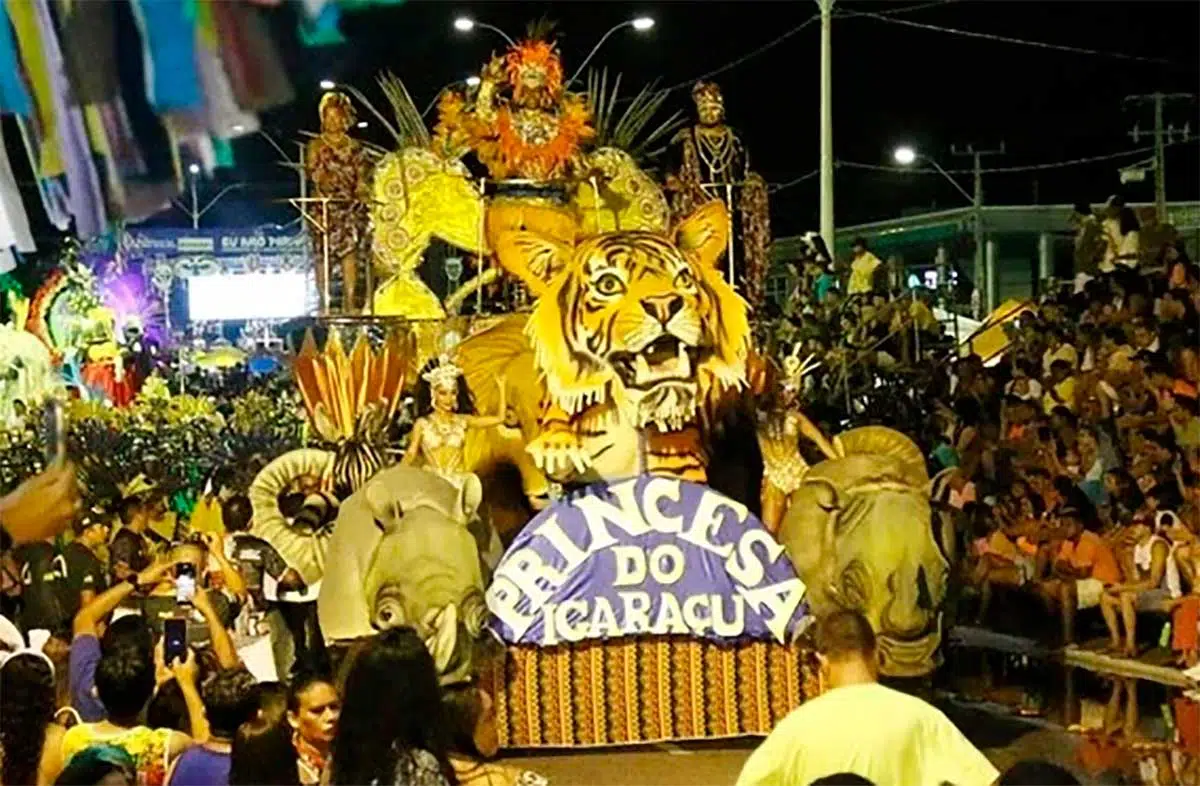 A Escola de Samba campeã poderá faturar um prêmio de R$ 74 mil