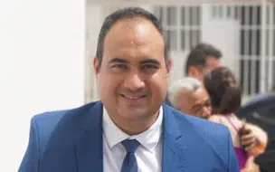 Ellyo Teixeira destaca compromisso com a sociedade durante cerimônia de posse