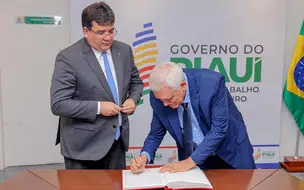 Rafael Fonteles passa cargo para Temístocles Filho e inicia Férias de 12 Dias