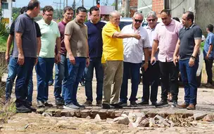 Prefeito e equipe técnica visitam áreas afetadas pelas chuvas em Teresina