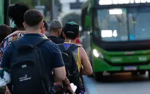81% dos piauienses levam até meia hora para chegar ao local de trabalho, diz IBGE