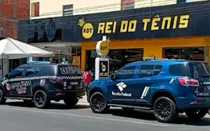 Operação da Receita Federal apreende produtos falsificados nas lojas 'Rei do Tênis' em Teresina