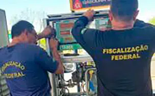 Fiscais do IMEPI encontram fraude em posto de combustível na zona sul de Teresina