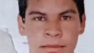 Jovem é surpreendido por dupla armada e morto a tiros na porta de casa em Luís Correia