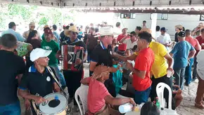 Ao final da cavalgada, participantes se reuníram para um almoço na casa do vaqueiro