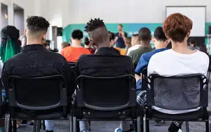 Nascidos em novembro e dezembro recebem 9ª parcela do Pé-de-Meia