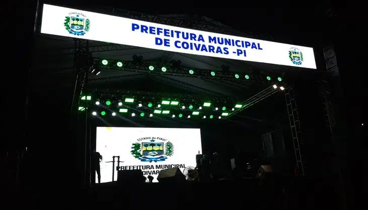 Noite do dia do Vaqueiro em Coivaras