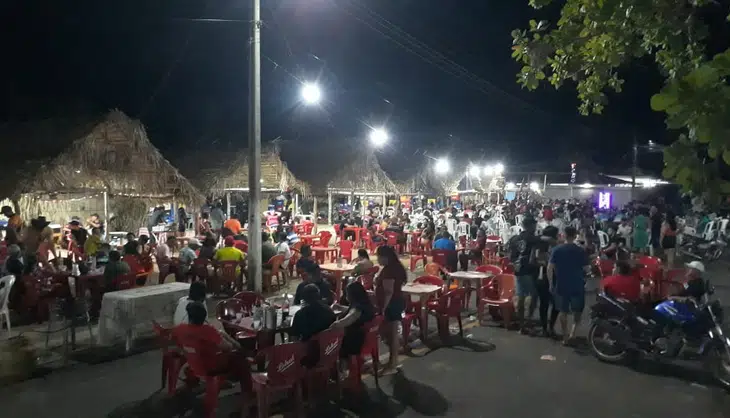 Noite do dia do Vaqueiro em Coivaras