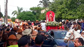 O evento ocorreu durante os tradicionais festejos de Santa Luzia, a padroeira da cidade