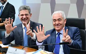 PEC do fim da jornada 6x1 vai ao plenário após ser aprovada em Comissão do Senado