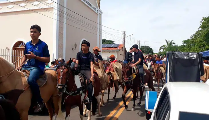 Vaqueiros de diversas idades e localidades marcaram presença no evento