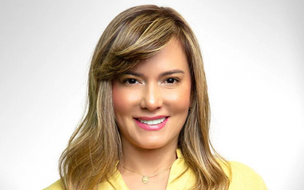 A prefeita Imaginaria Santos anuncia seus secretários municipais de Esperantina, Piauí.