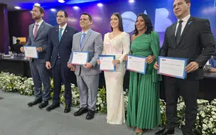 Nova diretoria da OAB-PI toma posse em solenidade marcada por otimismo