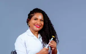 Profissional fala sobre a importância da podologia para a saúde dos pés