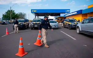 Motociclista morre ao ser atropelado por carro e arrastado por 30 metros no Piauí