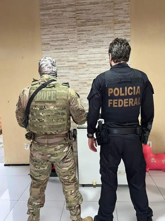 PF desarticula grupo criminoso integrado por agentes públicos após série de arrombamentos a bancos