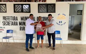 Prefeitura de Coivaras distribui mais de 30 mil alevinos para produtores locais