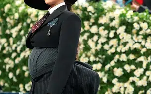 Rihanna surge grávida no Met Gala; Este é o 3º filho da cantora com A$AP Rocky