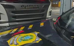 PRF apreende arma de fogo, munições e anfetaminas durante fiscalização em Valença