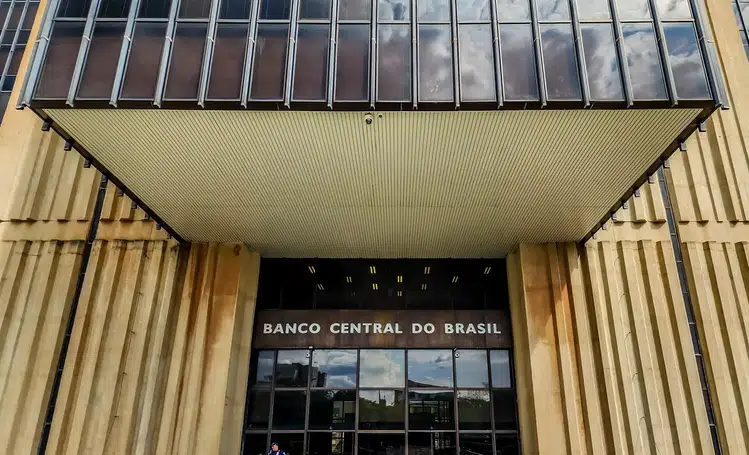Em nova redução, Copom baixa taxa Selic para 14% ao ano