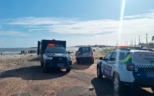 Banhista é encontrado morto na praia da Pedra do Sal; Suspeita é de afogamento