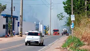 A fumaça podia ser vista de longe