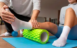 Alunos da Uespi promovem fisioterapia para pacientes com Doença de Parkinson