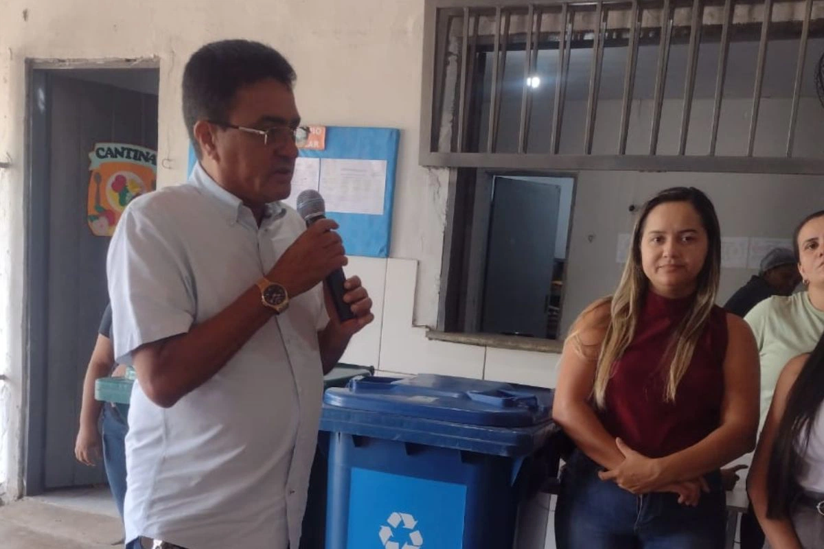 Secretário de Educação de Coivaras Marcelino Almeida, reforça a importância da educação ambiental para os estudantes.