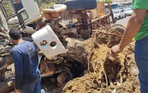 Caçamba tomba na BR-316 em Teresina e motorista fica ferido veja o Vídeo