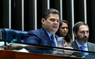 Alcolumbre manda arquivar PEC da Blindagem após rejeição da CCJ