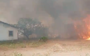 Incêndio assusta moradores no bairro Santa Inês, em Altos Veja o vídeo