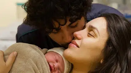 Nasce a primeira filha de Rafa Kalimann e Nattan