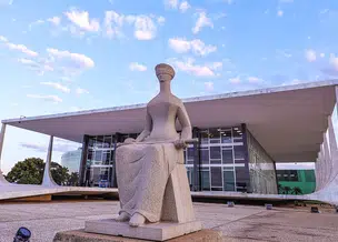 Saldos do FGTS devem ser corrigidos, no mínimo, pelo índice da inflação, diz STF