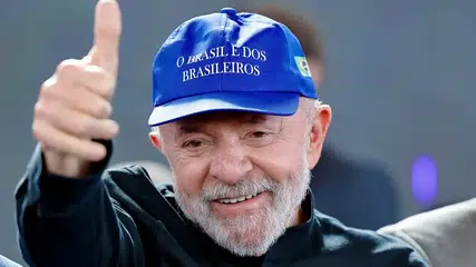 Presidente Lula sanciona lei que amplia licença-paternidade