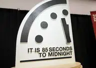 Cientistas ajustam Relógio do Juízo Final e alertam para riscos globais