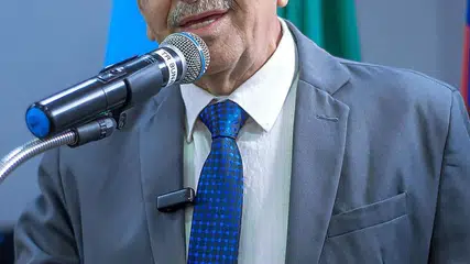 Bastidores da política: possível saída de Aldoniro Muniz da gestão municipal