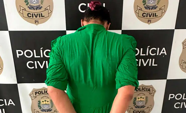 Mulher é presa em Teresina por suspeita de mandar matar ex-marido em Altos